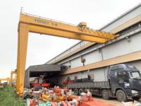 Pont roulant semi-portique à poutre simple 35M avec moteur de levage à engrenages 45 tonnes et télécommande sans fil pour l'industrie manufacturière (Siemens)