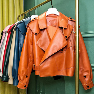 <span class=keywords><strong>Giacca</strong></span> <span class=keywords><strong>in</strong></span> Vera <span class=keywords><strong>Pelle</strong></span> di Pecora <span class=keywords><strong>Oversize</strong></span> alla Moda per <span class=keywords><strong>Donna</strong></span> - Product Image 6