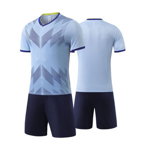 Uniformes de Fútbol Deportivos de Invierno al por Mayor, Camisetas de Fútbol Personalizadas, 100% Poliéster Transpirable, Logotipo Individual Personalizado para Club - Product Image 5