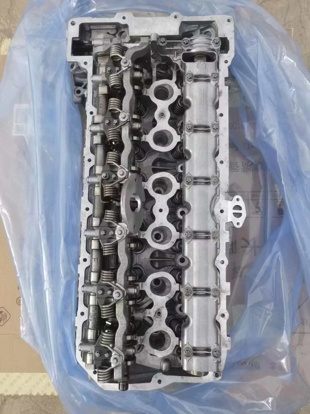 ニア Top Quality Auto Engine Part Cylinder Head for BMW N52