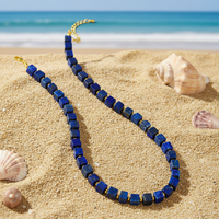 Kalung Rantai Manik-manik Batu Lapis Lazuli Alami Buatan Tangan dengan Aksen Berlapis Emas untuk Perhiasan Uniseks Elegan Gaya Romantis.