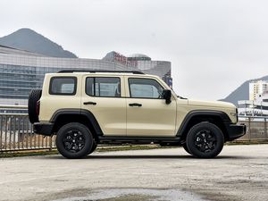 Venta al por mayor caliente 2,0 T Challenger nuevo Super rápido 5 puertas 5 plazas Suv <span class=keywords><strong>coche</strong></span> de gasolina para tanque 300 400 <span class=keywords><strong>500</strong></span> 700 para la venta - Product Image 4