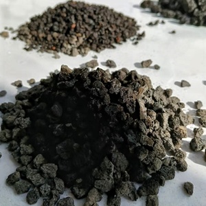Vente en gros de pierres volcaniques irrégulières noires, rouges et brunes de la marque Rongzhou, résistantes aux hautes températures, pierres de lave pour le traitement de l'eau et les aquariums - Product Image 3