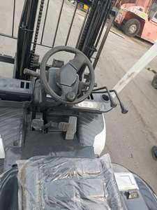 Chariot élévateur diesel d'occasion de haute qualité, original, TCM/KOMATSU/MITSUBISHI avec moteur ISUZU, 2,5 tonnes, en promotion à Shanghai - Product Image 5