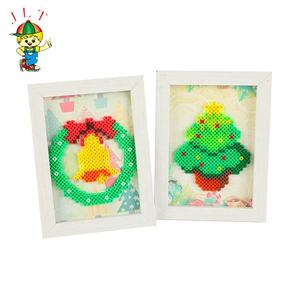 Nouveauté 2025 : Kit de perles <span class=keywords><strong>Hama</strong></span> <span class=keywords><strong>3D</strong></span> écologiques pour animaux de Noël, modèles éducatifs, cadre photo, perles de 5 mm, logo personnalisé - Product Image 3