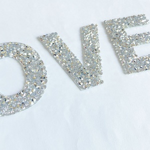 Bán Buôn DIY <span class=keywords><strong>Stick</strong></span> Trên Tự Dính Đính Cườm Rõ Ràng Pha Lê Rhinestone Dán Kim Cương Vốn Thư Bảng Chữ Cái A-Z Đính Vá - Product Image 2