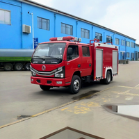 Nouveau camion de lutte contre l'incendie compact Dongfeng 4x2 diesel, réservoir d'eau en acier inoxydable, pompe haute pression, équipement de sauvetage et de sécurité, 15m