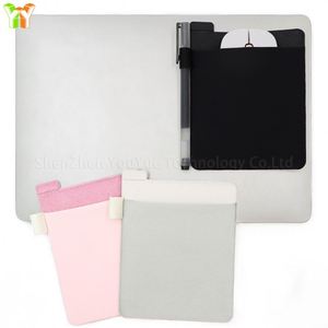 Pochette adhésive portable pour souris, réutilisable, avec boucle pour stylo, support pour souris en Lycra - Product Image 3