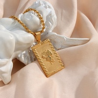 Collier en acier inoxydable plaqué or avec rose gravée Dreamshow, collier de tarot, collier avec plaque de nom, bijoux personnalisés