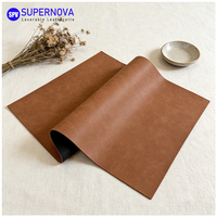 Feuilles de similicuir laserables de qualité supérieure de la collection Creekside en brun clair pour les patchs de chapeaux personnalisés et les projets de bricolage