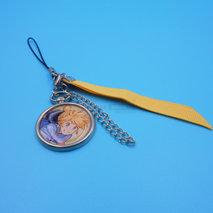 Breloque de téléphone portable en alliage de zinc, pendentif 25x20mm, personnage d'anime imprimé, bouchon anti-poussière en époxy avec chaîne et ruban, accessoire décoratif - Product Image 2