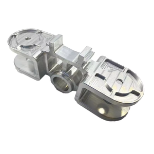 Soporte de Dirección Multibrazo de Aluminio Fresado CNC de 5 Ejes Personalizado, Eje Central Hueco para Motocicleta - Product Image 4