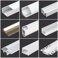 Bande lumineuse triangulaire à Led en aluminium, forme carrée, pour éclairage d'armoire, d'escaliers, 12mm, 17mm, 24mm, noire, 2835