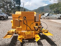 Machine de formage de canaux de drainage personnalisée par le fabricant, machine de pavage de canaux en béton, machine de formage de tranchées, machine de tranchage sur le terrain
