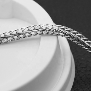 قلادة رجالي من الفولاذ المقاوم للصدأ ، قلادة معدنية ثقيلة ، مطلية بالذهب ، قلادة عظمية للرجال بالجملة - Product Image 2