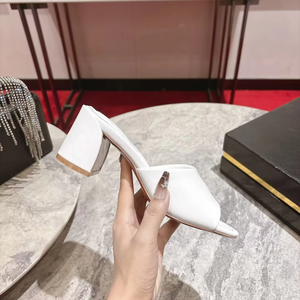 Zapatos de Diseñador de Lujo 2026, Elegantes Sandalias Abiertas Transpirables para Mujer, con Tacón Rojo, para Uso Diario - Product Image 3