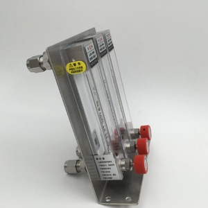 เครื่องวัดอัตราการไหลแบบปรับพื้นที่ได้ LJFLO รุ่น LZB-3WB ทำจากสแตนเลส สำหรับวัดการไหลของอากาศและก๊าซ พร้อมปุ่มสีแดงและข้อต่อท่อโลหะ - Product Image 1
