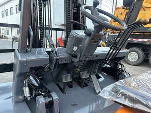 Chariot élévateur TCM de 7 tonnes diesel FD70 d'occasion de haute qualité à prix abordable avec moteur ISUZU YANMAR MISUBISHI - Product Image 4