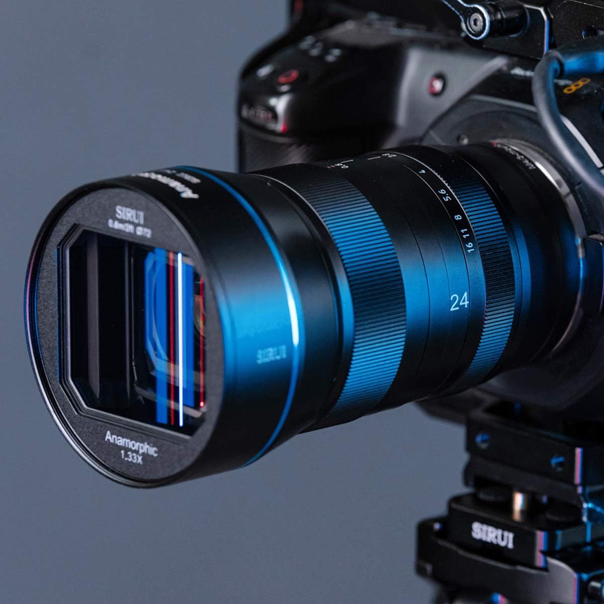 SIRUI 24mm F2.8 アナモルフィックレンズ　xマウント SIRUI 24mm アナモルフィック固定焦点広角レンズ F2.8 1.33X フル