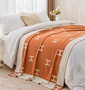 Manta de Avión Personalizada, Tejida, Suave y Cómoda, para Hotel y Viajes, Regalos, Disponible en Stock, Fabricante Mayorista - Product Image 3