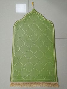 Muslim Islamic Prayer <span class=keywords><strong>Mat</strong></span> 2mm Dicker Schaum Gebets teppiche Geprägte Textilien Square Cut Pile Design für Travel Kids Home Wasch bare Matten - Product Image 5