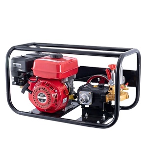 เครื่องพ่นยาเกษตรแบบพกพา 7.5 แรงม้า 4 จังหวะ ใช้ได้ทั้งน้ำมันเบนซินและดีเซล ให้ผลผลิตสูง พร้อมช่องจ่ายน้ำขนาด 22 มม. สามช่อง - Product Image 1