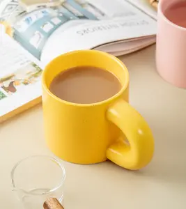 Neuer chinesischer Stil Vintage Tasse graviert Druck Keramik Kaffeebecher 11 Unzen Sublimationsbecher