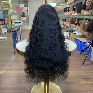 Perruque frontale en dentelle suisse HD 13x6 de 30 pouces, vague naturelle, cheveux humains brésiliens à 100%, perruques frontales en dentelle vague naturelle - Product Image 2