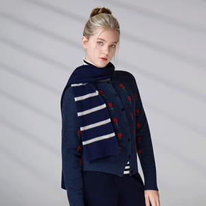 Bufanda de Invierno Personalizada Unisex de Lana y Cachemira, Azul Marino a Rayas, Tejido de Punto Acanalado, Bufanda Larga para Hombre y Mujer - Product Image 4