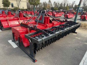 Fresatrice Rotativa Pesante di Precisione ed Efficiente per Trattori Agricoli, Dotata di Trasmissione con Grande Scatola del Cambio - Product Image 2