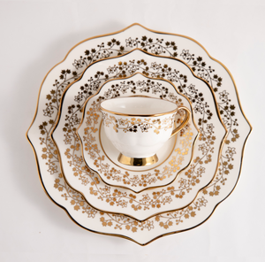 Custom European Luxury Gold Rim <b>Bone</b> <b>China</b> <b>Dinner</b> <b>Set</b> Ceramic Tableware For Hotel Wedding Middle East Wholesale - Product Image 6