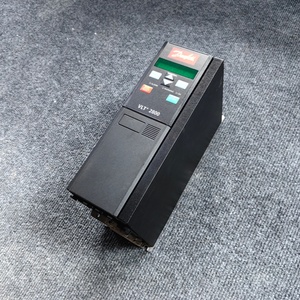 Variador de Frecuencia (VFD) VLT2840 VLT2840PT4B20STR0DBF00A00C0 de Alta Eficiencia, 380V, para Ventilador, Bomba de Agua, Banda Transportadora - Product Image 1