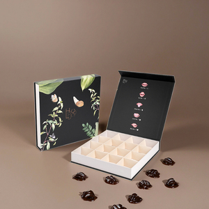 Boîte à dessert à rabat de luxe pour biscuits au <span class=keywords><strong>chocolat</strong></span> et macarons, lamination brillante et gaufrage personnalisés pour l'emballage cadeau - Product Image 1