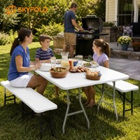 Table pliante rectangulaire moderne en plastique blanc portable de 6 pieds pour le camping en plein air, les barbecues, les pique-niques, la restauration, les banquets, les hôtels et les salles à manger