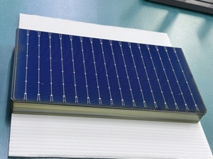 Bán số lượng lớn của Monocrystalline <span class=keywords><strong>silicon</strong></span> nửa năng lượng mặt trời tế bào 16bb 182.2mm * 91.875mm cho năng lượng mặt trời ứng dụng Panel perc loại - Product Image 2