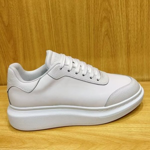 Chaussures de sport montantes en cuir véritable de haute qualité, personnalisées, pour hommes et femmes, légères, en maille respirante, pour le printemps, style classique et design. - Product Image 4