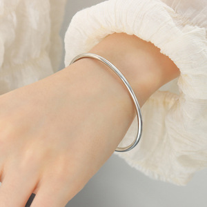 <span class=keywords><strong>Bracelet</strong></span> tendance en or massif 18 carats Plaqué or <span class=keywords><strong>Fil</strong></span> <span class=keywords><strong>fin</strong></span> Bracelets en acier inoxydable <span class=keywords><strong>Bracelet</strong></span> pour femme - Product Image 2