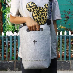Sacoche de transport personnalisée Fourre-tout en feutre pour femmes et hommes <span class=keywords><strong>Bandoulière</strong></span> de collocation - Product Image 5