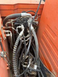 7.5 Ton Low Hours Used Doosan DX75-9C Crawler Excavator Korea Origin 2023 <b>Model</b> <b>Engine</b> Included Sale - Product Image 3