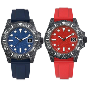 Montre personnalisée avec mouvement Ronda Sapphire, boîtier en fibre de carbone forgée à 100 % de 40 mm, luminescent, avec bracelet de 20 mm pour homme - Product Image 1