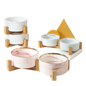 Comederos Ecológicos Elevados de Cerámica para Mascotas con Soporte de Madera, Gris y Rosa, para Perros y Gatos - Product Image 1