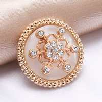 Kancing Tekan Bentuk Bunga 18MM 21MM 25MM Tekstur Mutiara Emas Vintage Desain Hati untuk Pakaian - Dapat Dicuci, Logam, untuk Menjahit