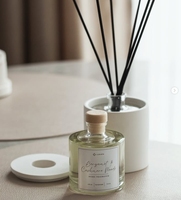 Bouteille d'huile aromatique en céramique de style nordique, blanc mat, récipient pour huile essentielle, décoration minimaliste pour la maison, cadeau