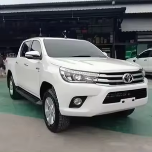 Toyota Hilux 2024 Usada, Volante a la Izquierda, Asientos de Cuero, 5 Plazas, Pantalla Táctil, Faros de Xenón, Camioneta 4x4 con Cámara Trasera EN VENTA - Product Image 5