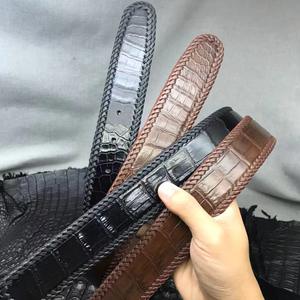 Nouveau design de <span class=keywords><strong>ceinture</strong></span> en cuir véritable tressé de crocodile véritable tressé à la mode avec logo personnalisé <span class=keywords><strong>ceinture</strong></span> de luxe <span class=keywords><strong>pour</strong></span> hommes sans boucle - Product Image 3