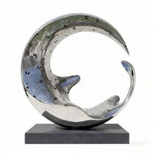 Sculptures en acier inoxydable poli, style abstrait moderne, sur mesure, pour hall d'hôtel, en forme de croissant creux - Product Image 6