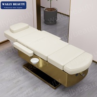 Fauteuil de lavage de luxe réglable avec base métallique et bac en céramique pour salon de coiffure haut de gamme et spa