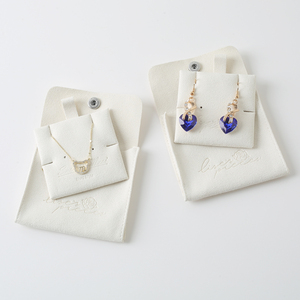 Ensemble de sacs de rangement et de présentation pour bijoux (boucles d'oreilles, bagues) en microfibre mini, personnalisables avec logo, avec coussinet – Offre spéciale - Product Image 4