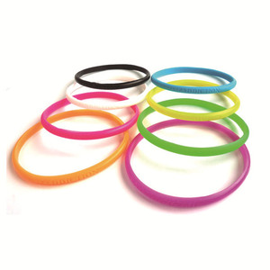Pulseras de Silicona Ultrafinas Impresas con Serigrafía Ecológica de 1/4 de Pulgada de Ancho, Totalmente Personalizables, Ideales para Eventos y Promociones - Product Image 4