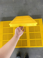 Neuer 305*610 Polyurethan Linear Vib rating Screen Mesh Mining Siebs chüttler für Erz anwendungen